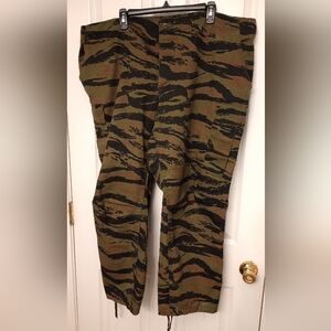 Men's Vintage Tiger Stripe Camouflage Military Cargo Pants